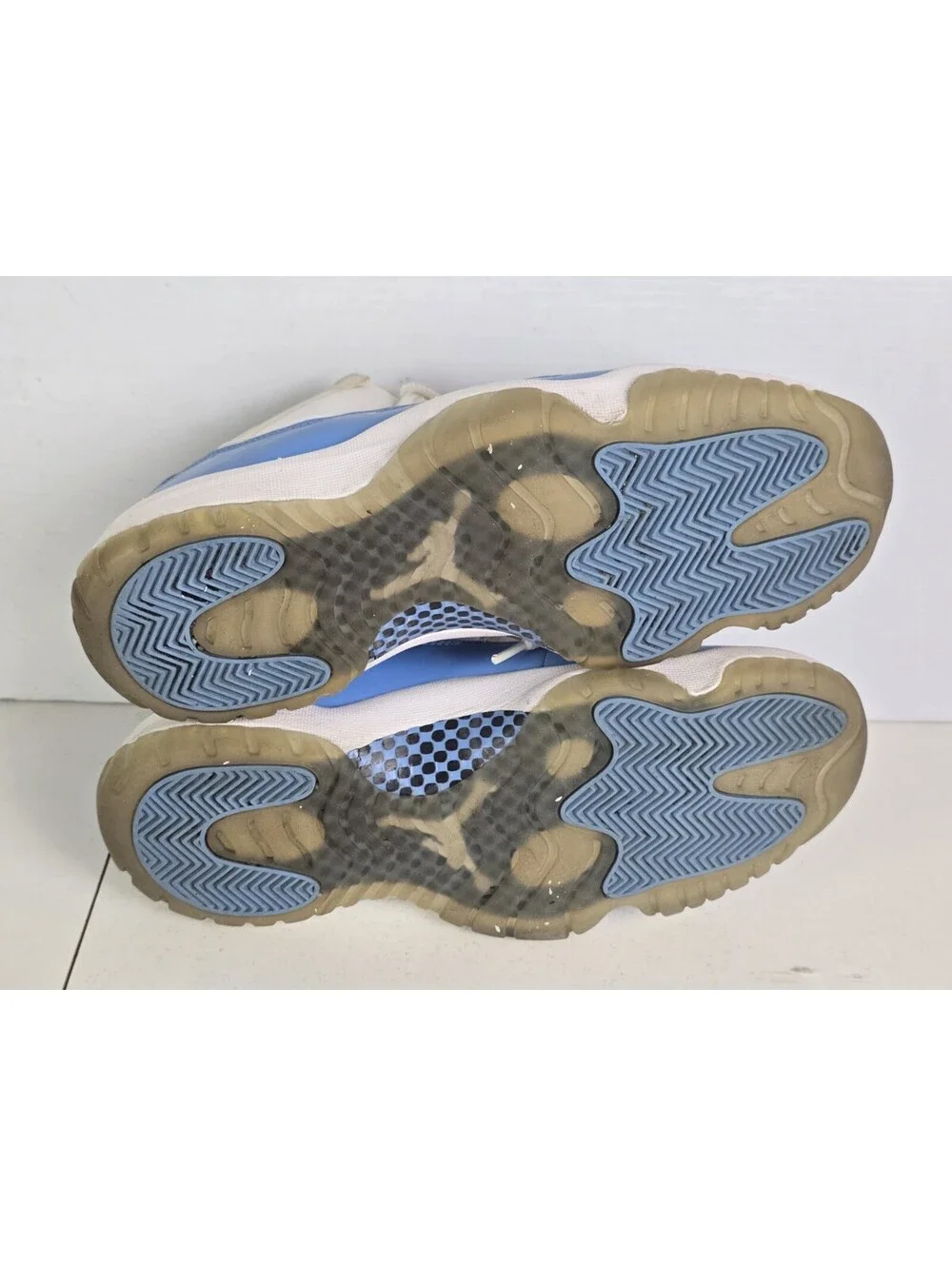 Air Jordan 11 Low University Blue White Men's Basketball Shoes Size 10.5 Used